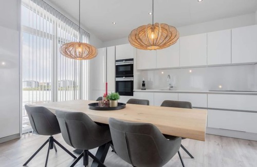 Wemeldinge Casa | Vakantiehuis Ruisweg 12 by Interhome