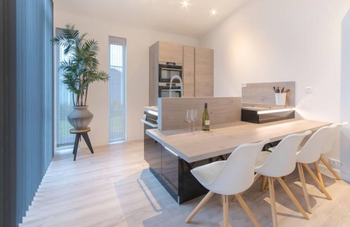 Wemeldinge Casa | Vakantiehuis Ruisweg 13 by Interhome