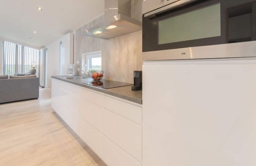 Wemeldinge Casa | Vakantiehuis Ruisweg 45 by Interhome