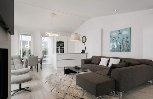Wemeldinge Casa | Vakantiehuis Ruisweg 56 by Interhome