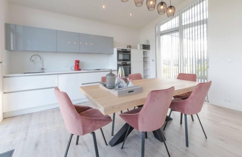 Wemeldinge Casa | Vakantiehuis Ruisweg 59 by Interhome