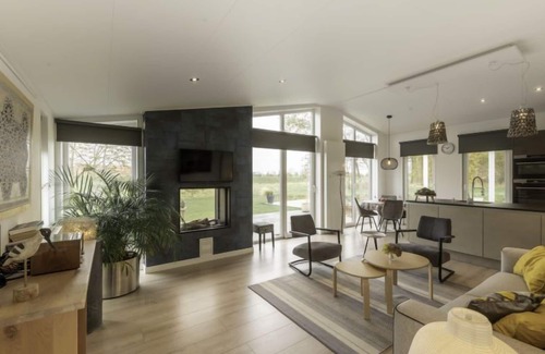 Wemeldinge Casa | Vakantiehuis Ruisweg 89 by Interhome