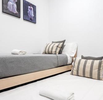 San Julian Apartamento | Ruiz Gijón Elegante y moderno en la Sevilla más autentica