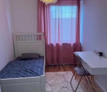 Soder Casa | Rum i stor lägenhet nära Malmö Hyllie