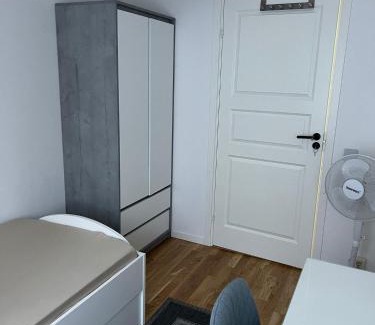 Soder Casa | Rum i stor lägenhet nära Malmö Hyllie