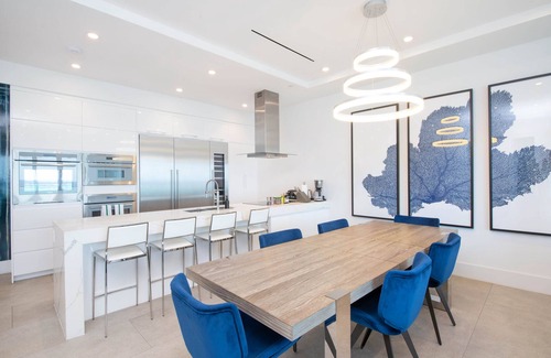 Rum Point Condominio | Rum Point Resort #406 3BR Premium