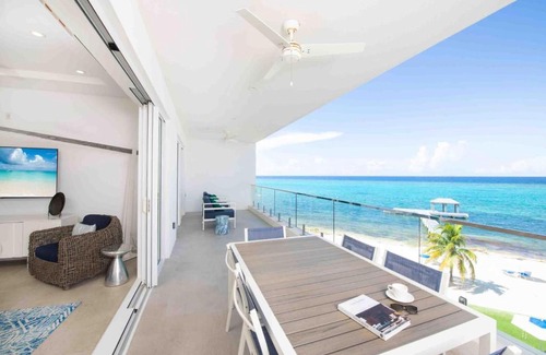 Rum Point Apartamento | Rum Point Resort 303