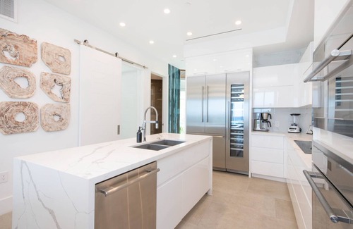 Rum Point Condominio | Rum Point Resort #408 2BR Deluxe