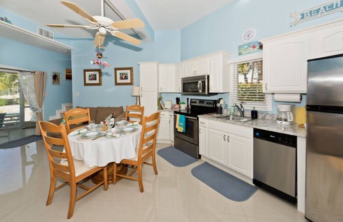 Rum Point Condominio | Rum Sands-A Cottage de lujo con encanto a pasos de Rum Point