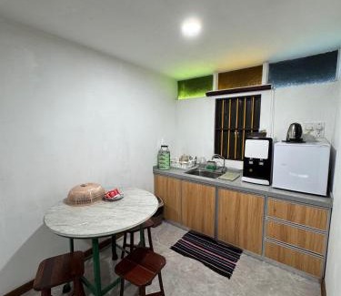 Kampung Bakar Kapor Casa | Rumah Inap Kampung Agong Tempua