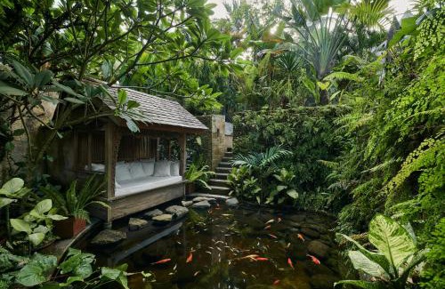 Kedewatan Villa | Rumah Kingfisher