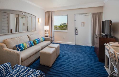 St. Pete Beach Complejo | RumFish Beach at TradeWinds