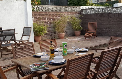 Trowbridge Casa | Rumney House