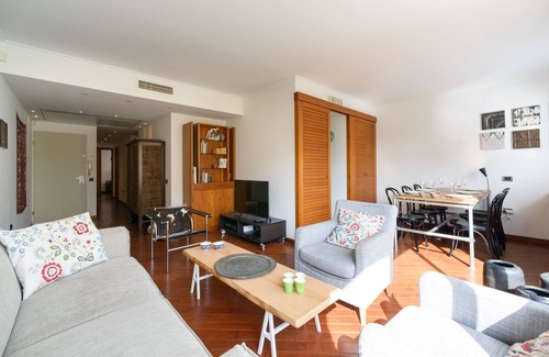 Tel Aviv Apartamento | Ruppin 39 - 2 habitaciones, 2 baños y estacionamiento (Gordon Beach)