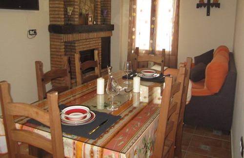Fuentes de Leon Casa | Apartamentos Rurales Los Molinos - Casa de Madera