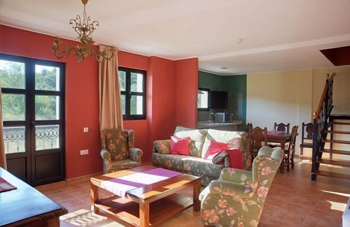 Villaviciosa Cabaña | Apartamento rural La Casona de la Roza para 6 personas