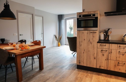 Wolphaartsdijk Apartamento | Rural apartment in a quiet location