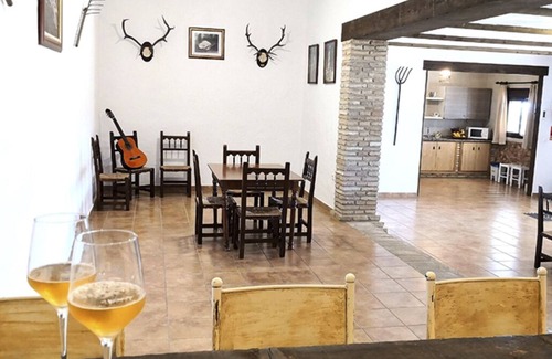 Hornachuelos Chalet De Esquí | Cortijo Rural con las mejores vistas en el Parque Natural Sierra de Hornachuelos