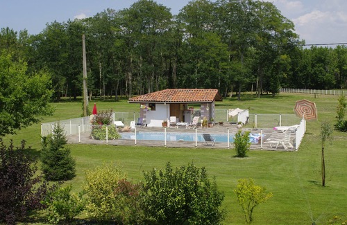 Mezos Cabaña | casa de campo con piscina climatizada