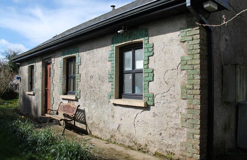 Lisgoold Cabaña | Rural Countryside Cottage Ideal base to tour East Cork, 10 min drive to N25/ N8
