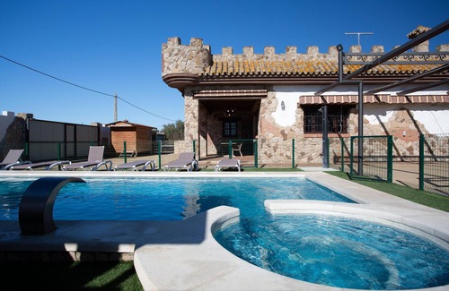 Chiclana de la Frontera Chalet De Esquí | CASA RURAL "EL CASTILLITO"