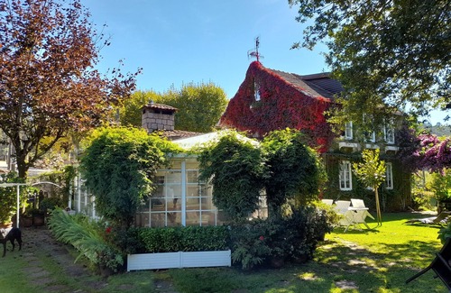 O Porrino Cabaña | Casa rural con magnífico jardín cerca de las Rias Baixas