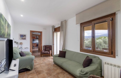 L'Ametlla del Valles Casa | Casa Rural 'El Bertí' con vistas a la montaña, Wi-Fi y aire acondicionado