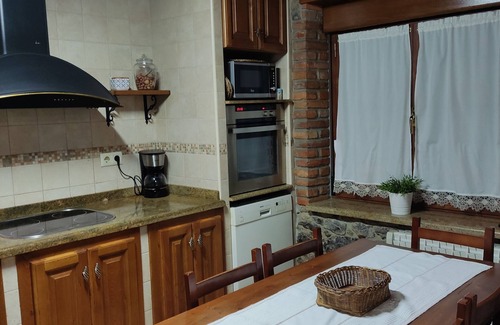 Puente Nuevo Casa | Casa rural entre playa y Los Picos de Europa