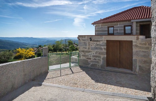 Cubalhao Chalet De Esquí | Casa rural cerca del Parque Nacional de Peneda-Gerês