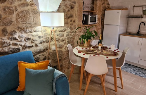 Montanchez Cabaña | Casa Rural El Edén con Piscina y Ducha Hidromasaje en Barrio Judío de Montánchez