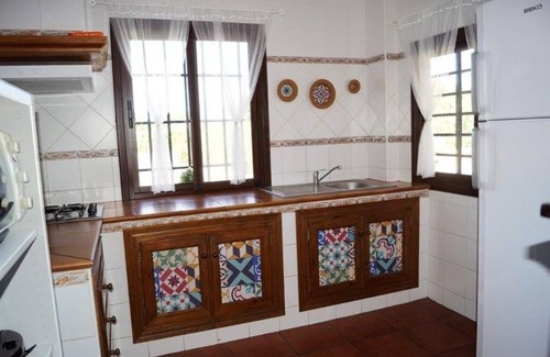 El Gastor Cabaña | Casa rural el recreo , tiene una amplia zona, con juegos para los mas pequeños
