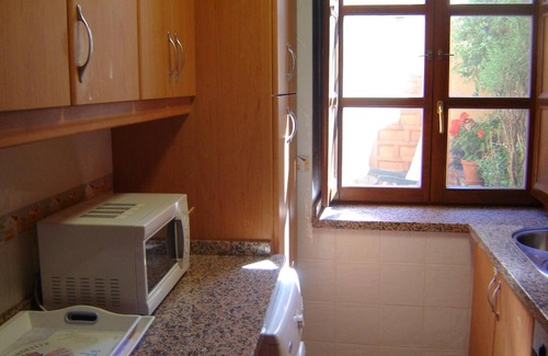 Villalon de Campos Casa | Casa rural 'El Encuentro' con arquitectura tradicional de adobe y madera.