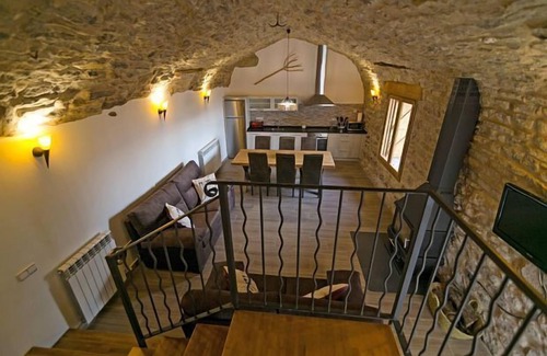 Las Ventas de Santa Lucia Cabaña | Casa rural (alquiler íntegro) La Bodega de Puy para 8 personas