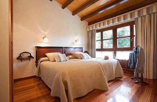 Poo Cabaña | Casa rural (alquiler íntegro) Playas de Llanes para 10 personas