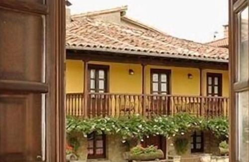 Ceceda Cabaña | Casa rural (alquiler íntegro) Foína y Xuegu la Bola para 4 personas