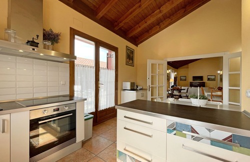 Ultzama Casa | Casa Orgi, 5 habitaciones con baño privado en Ultzama.