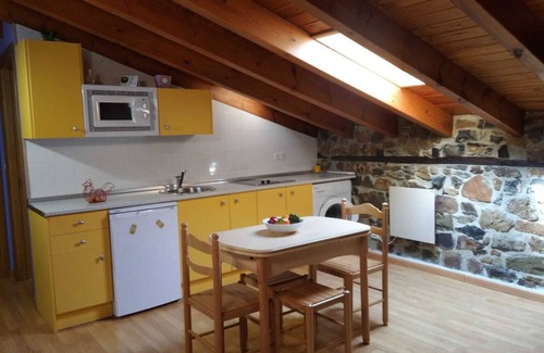 Rozas Cabaña | Casa Rural «La Barcenilla» Apartamento 4 Planta 2 (Ático)