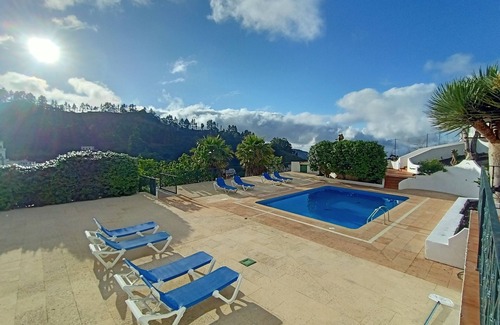 Fontanales Cabaña | Casa rural, situada en un entorno tranquilo y rodeado de vegetación