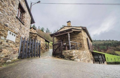 Aldeguer Cabaña | Casa Rural Lugo (APARTAMENTO A PANEIRA)