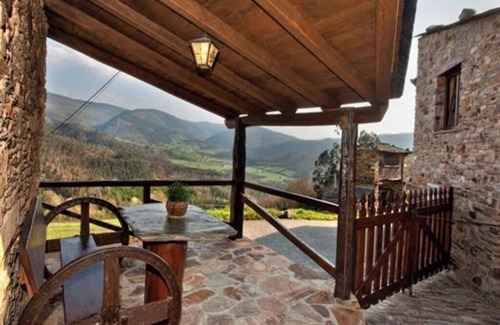 Aldeguer Cabaña | Casa Rural Lugo (APARTAMENTO A LAREIRA)