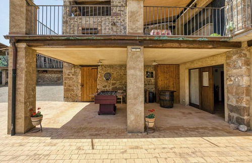 Sant Pere Despuig Villa | Casa rural Mas Plantalech con piscina, jardín y Wi-Fi