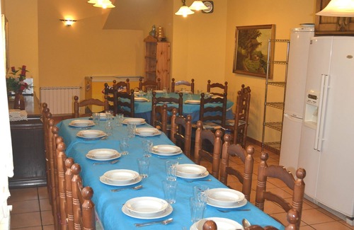 Valdelaguna Cabaña | Piscina, Barbacoa, Billar, Futbolín, Karaoke, WIFI, Senderismo cerca de Chinchón