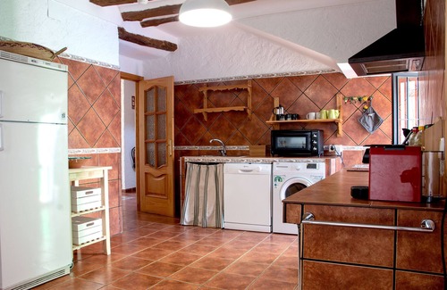 Alcala la Real Cabaña | Casa rural con patio y jardín