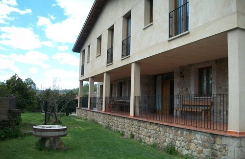 Cadalso Villa | Casa Rural con 10 Habitaciones en Sierra de Gata Extremadura