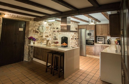 Carballo Cabaña | CASA RURAL CON PISCINA Y CERCA DE LA PLAYA