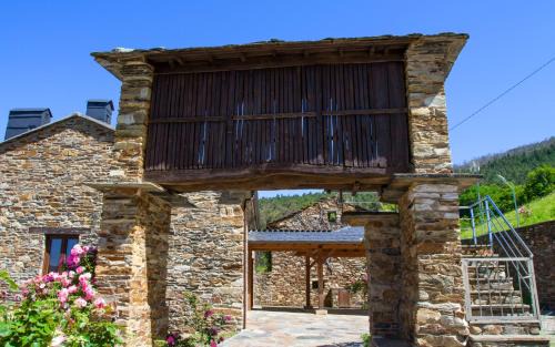 San Tirso de Abres Apartamento | RURAL PRADO
