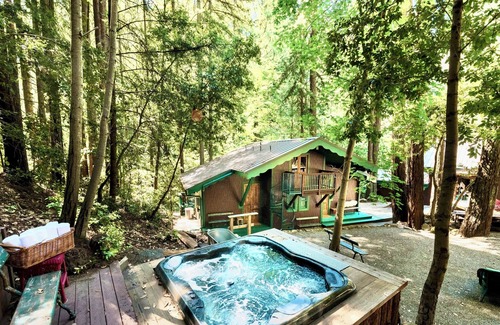 Santa Rosa Casa | Rural Retreat in Giant Redwoods at center of Napa Wine Country, Free Concierge
