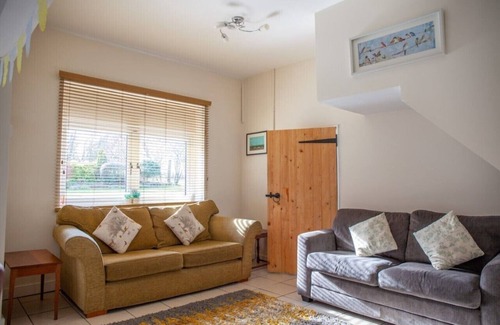 King's Lynn Cabina | Rural, secluded holiday lodge close to beaches and Sandringham