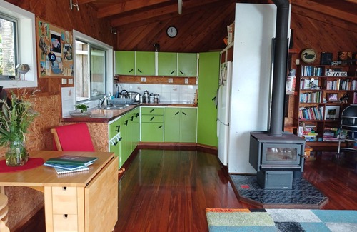 Bethells Beach Casa | Ruru Cottage enclavado en la hermosa playa de Bethells