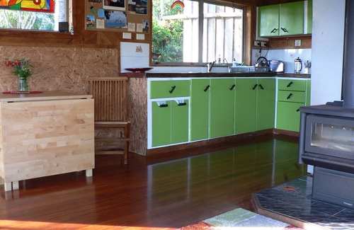 Bethells Beach Casa | Ruru Cottage enclavado en la hermosa playa de Bethells